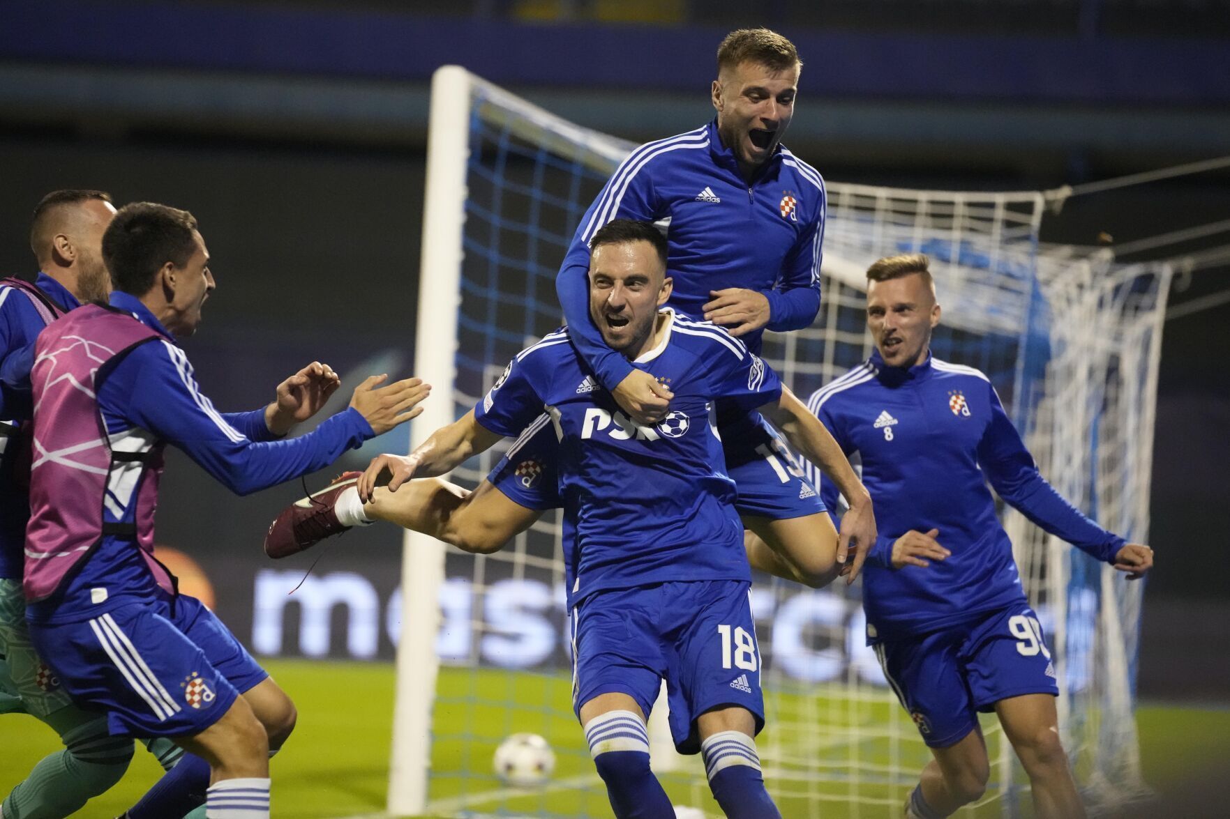 CORRECTION APTOPIX Croatia Soccer Champions League